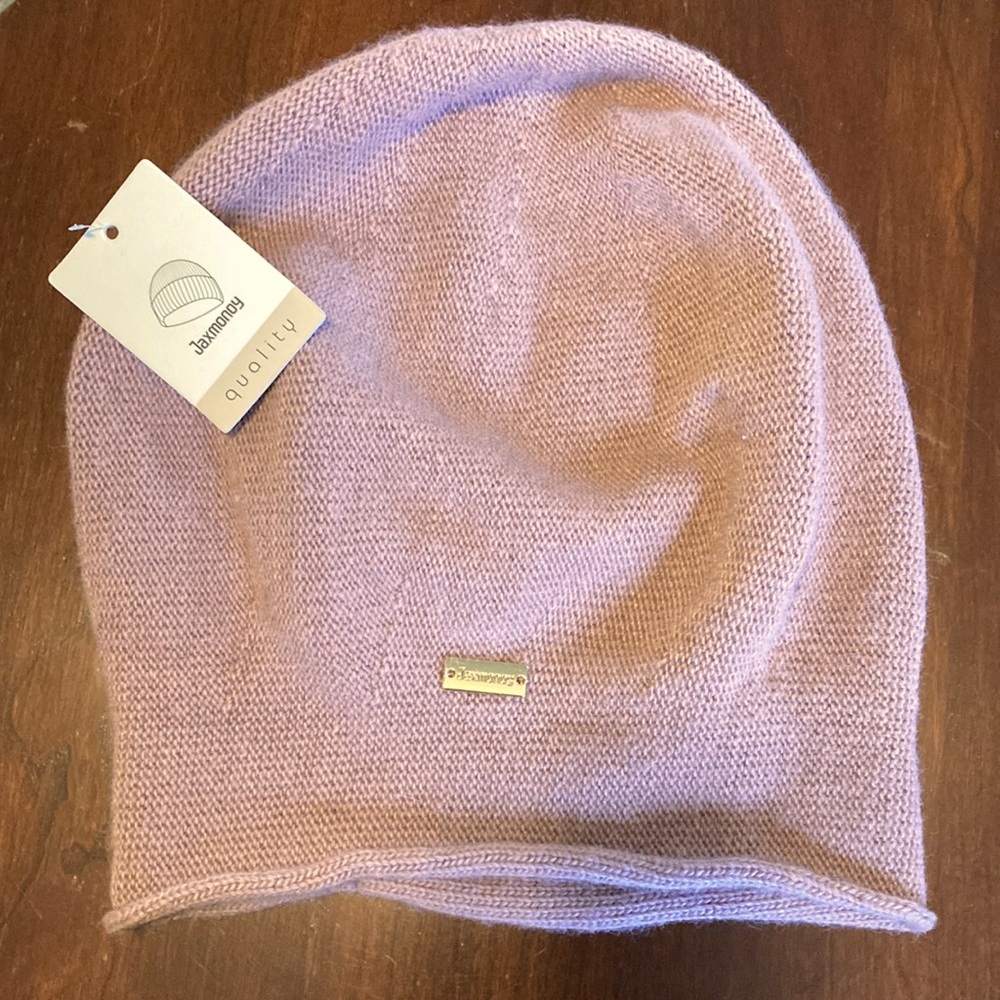 NWT Jaxmonoy  Slouch Beanie 💗